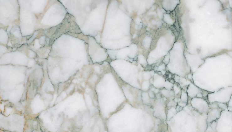 Calacatta Green ile Doğal Taşta Yeni Trend